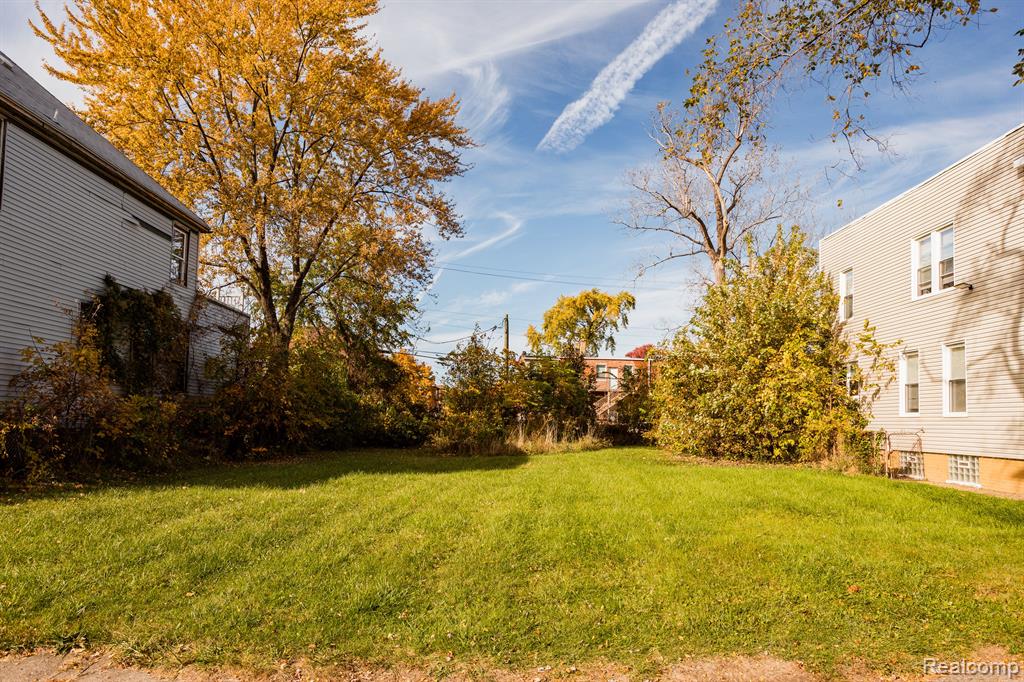 main property photo 4