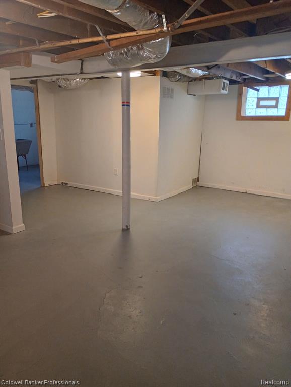 property viewer photo 13