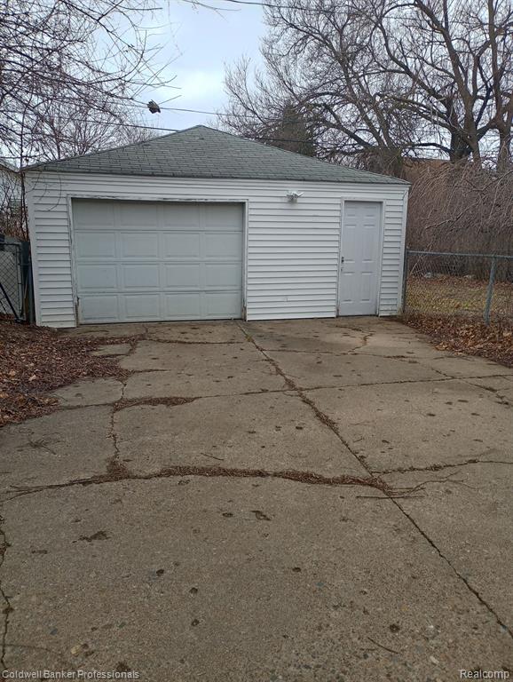 property viewer photo 2