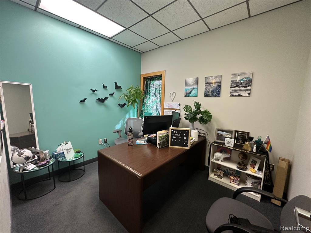 main property photo 22