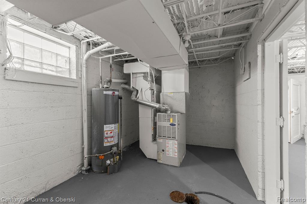 main property photo 24