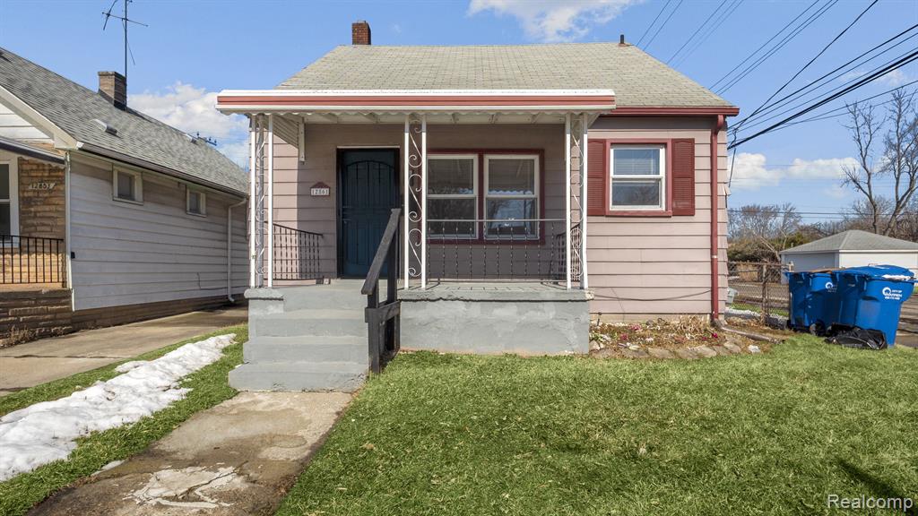 main property photo 18