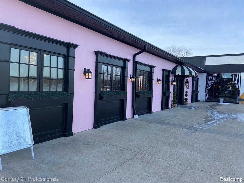 main property photo 18