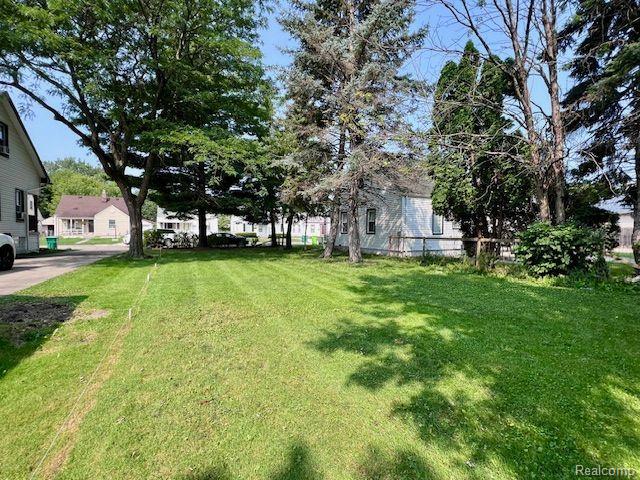 main property photo 8