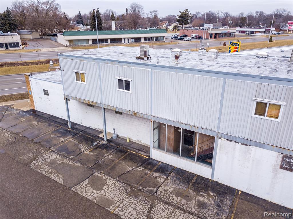 main property photo 22