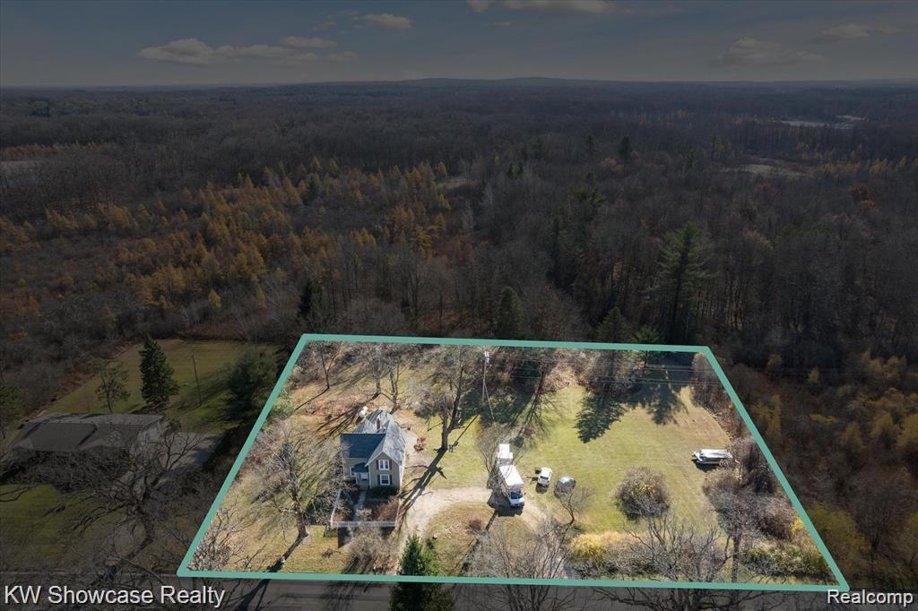 main property photo 36