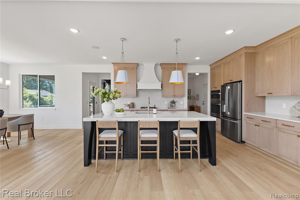 property viewer photo 25