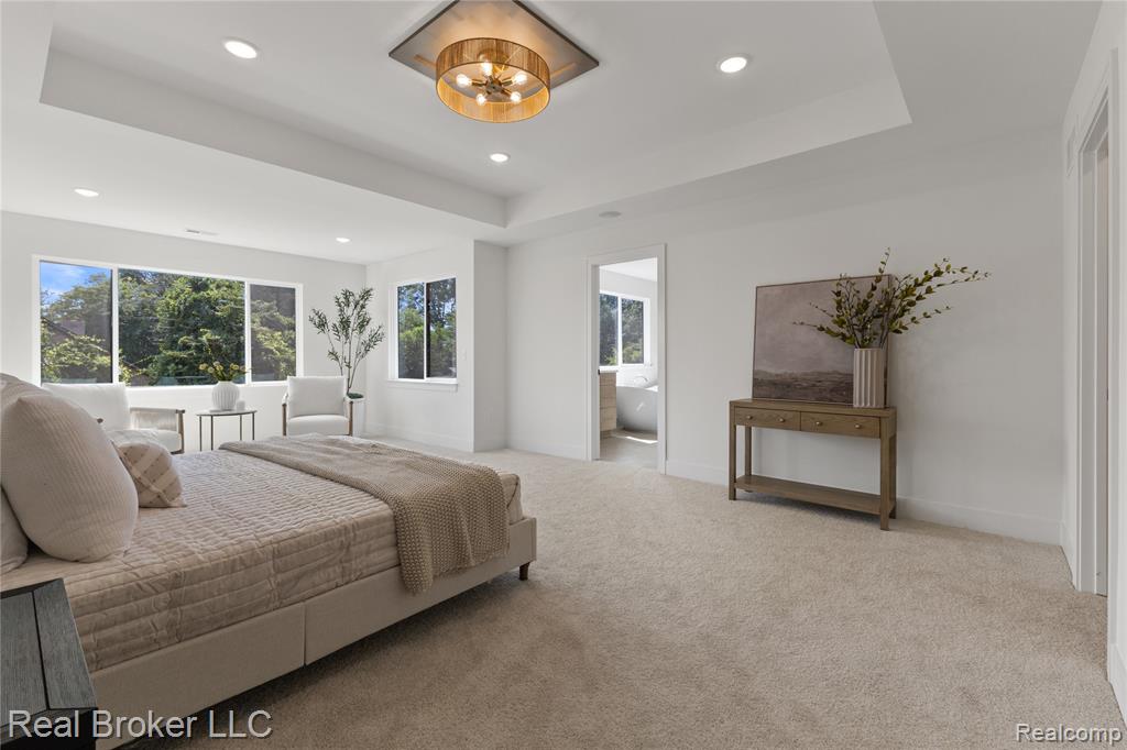 property viewer photo 36