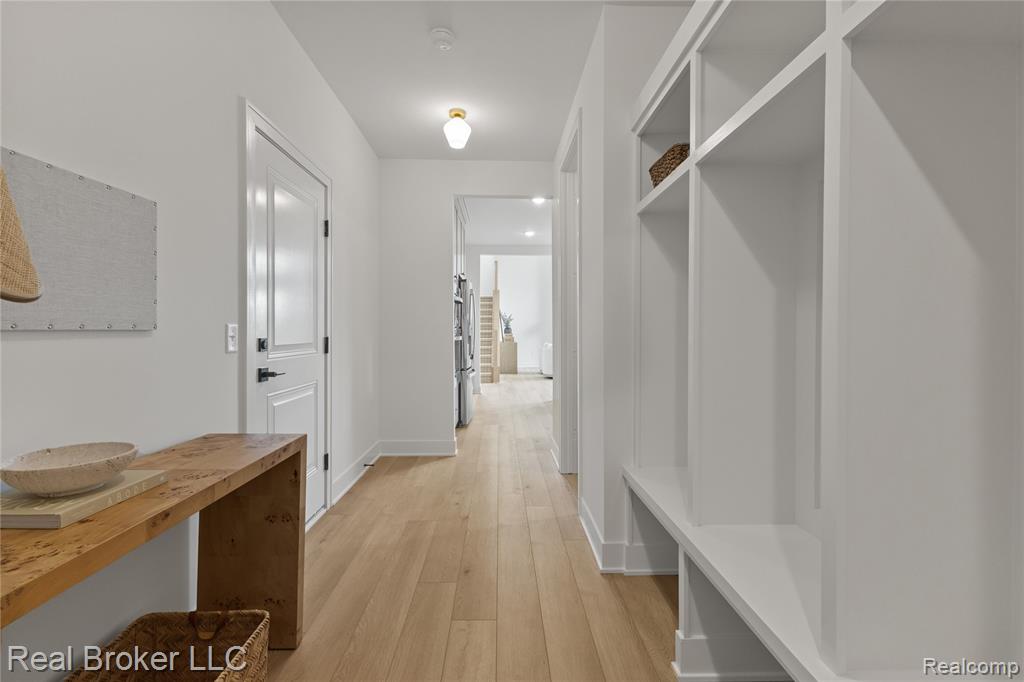 property viewer photo 56