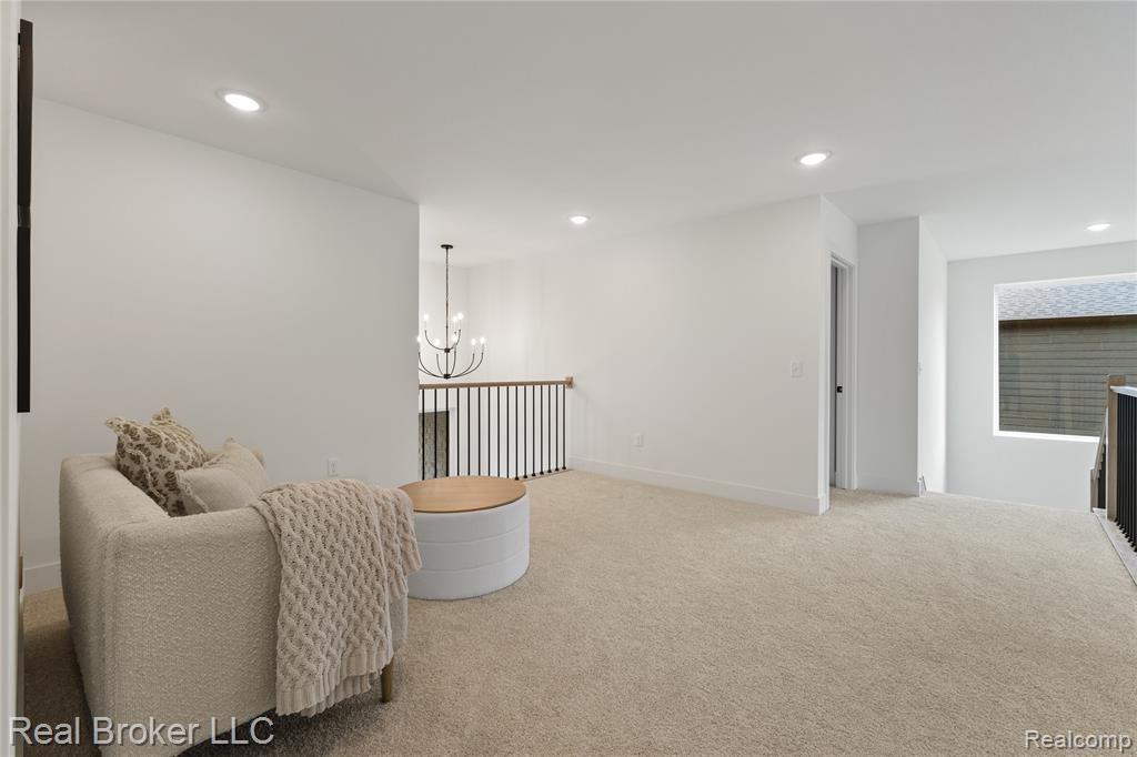 property viewer photo 61