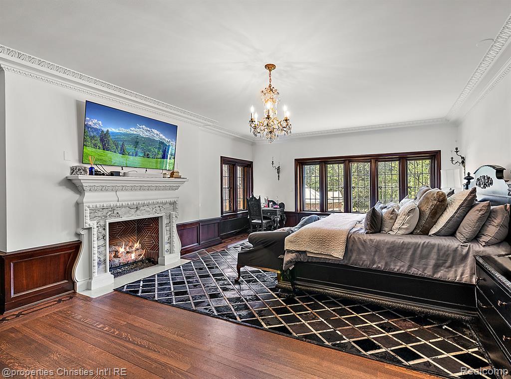 main property photo 58