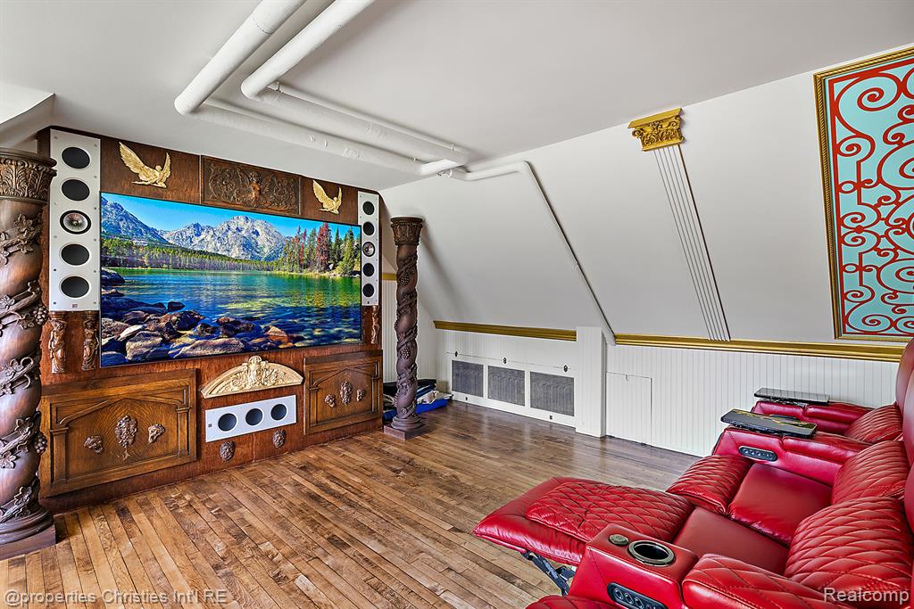 main property photo 67
