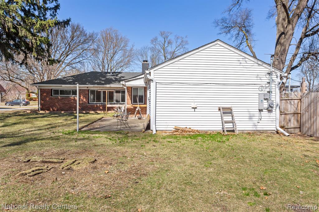 main property photo 26