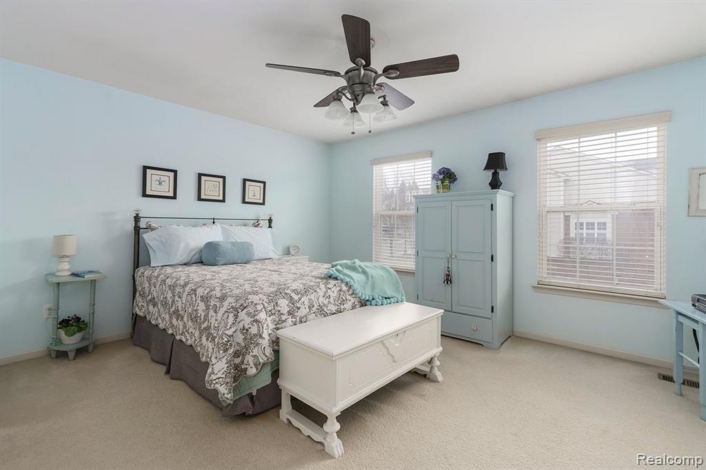 property viewer photo 32