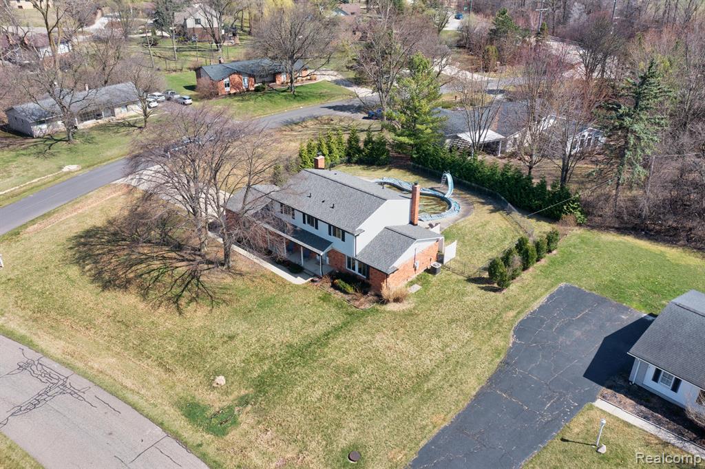 main property photo 57