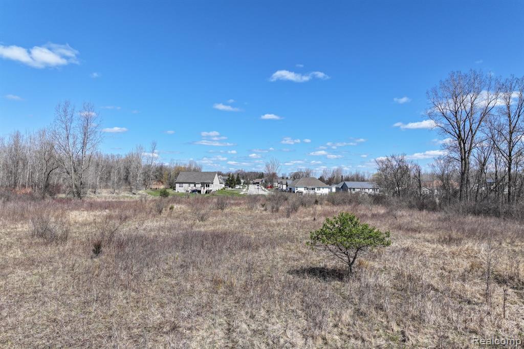 main property photo 24