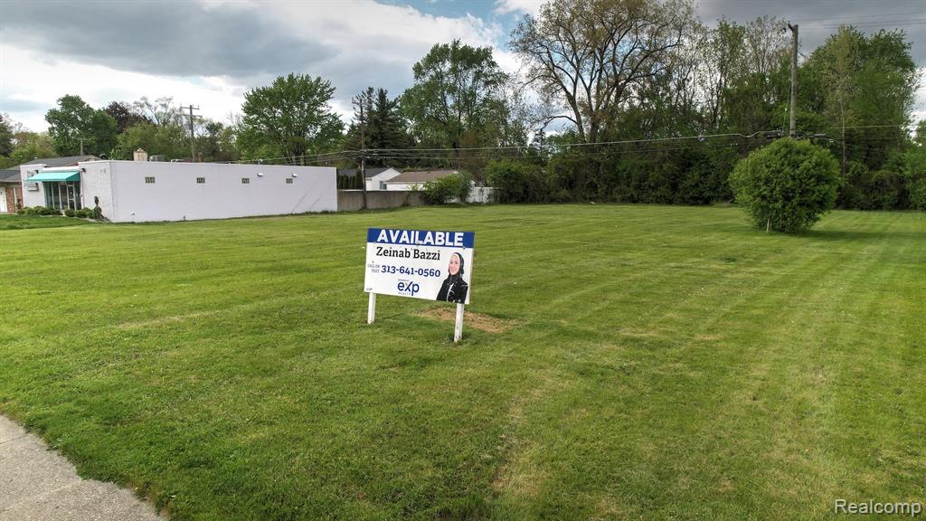 main property photo 12