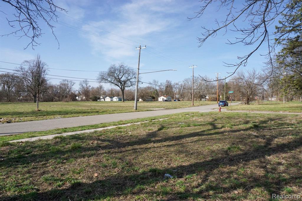 main property photo 5