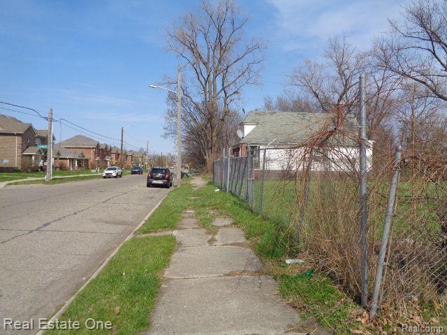 main property photo 6