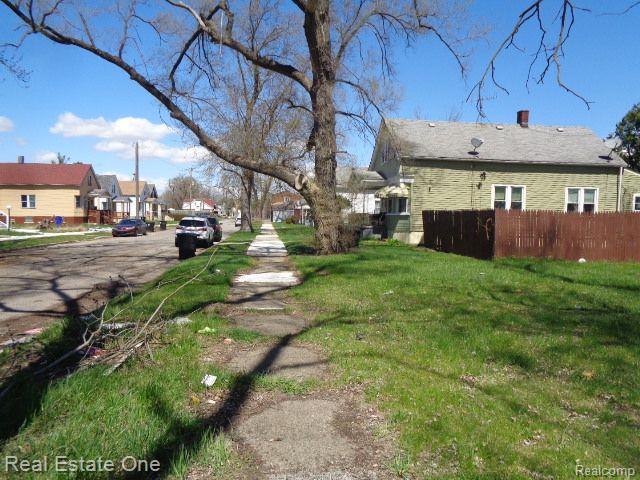 main property photo 6