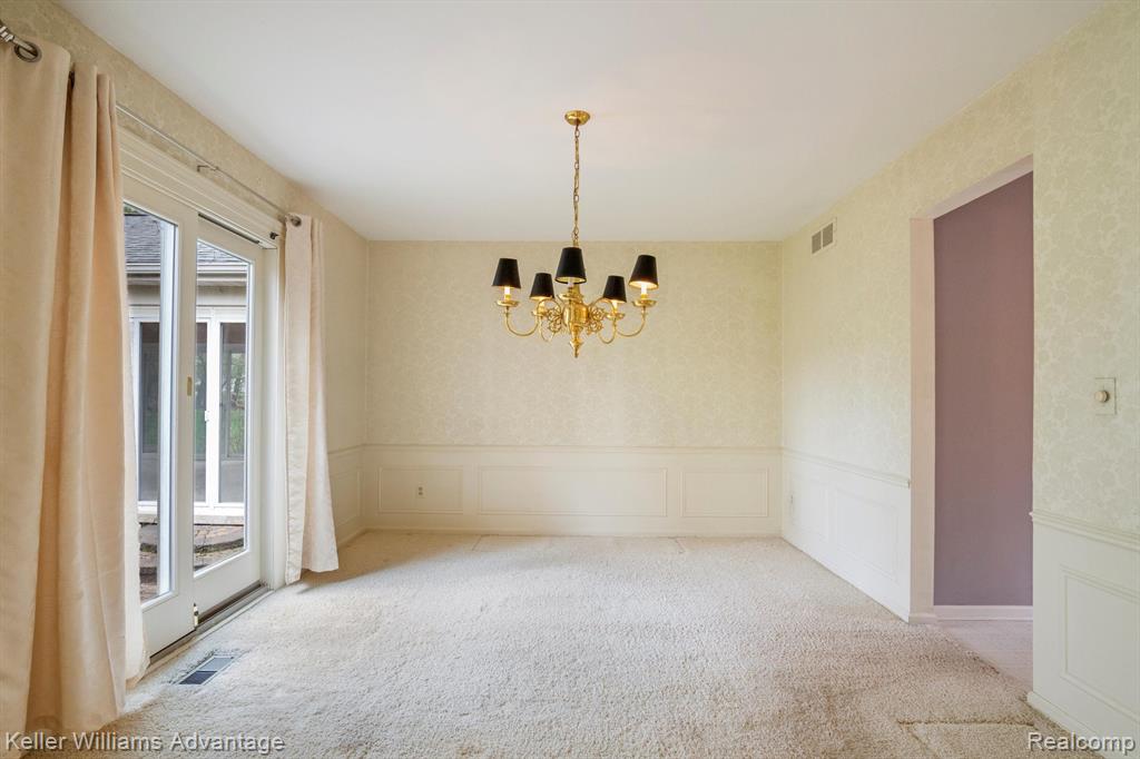 property viewer photo 10