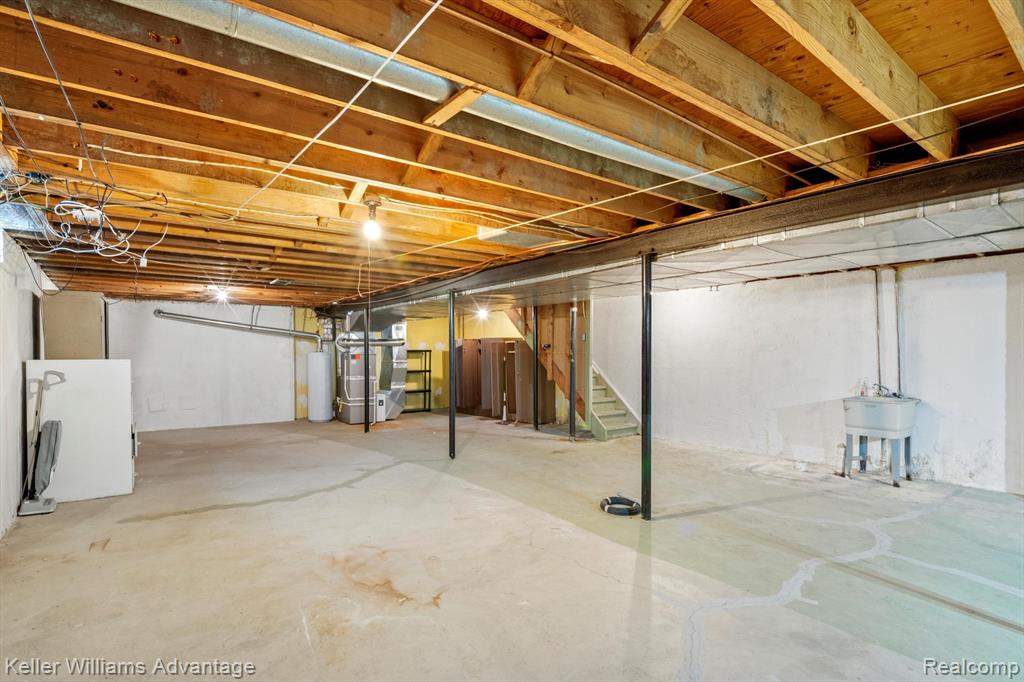 property viewer photo 42