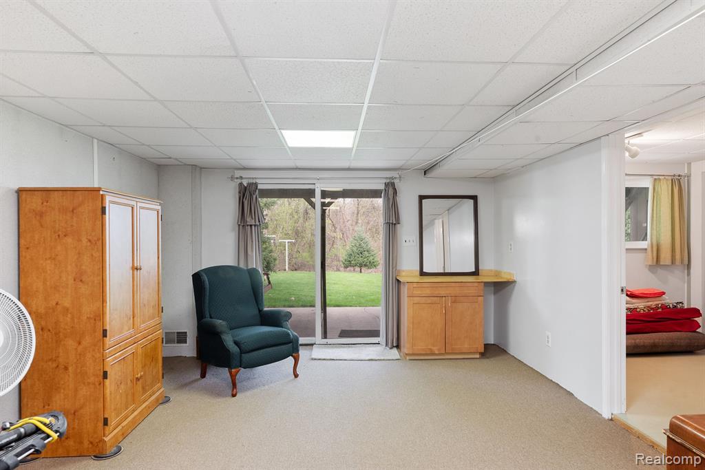 property viewer photo 20
