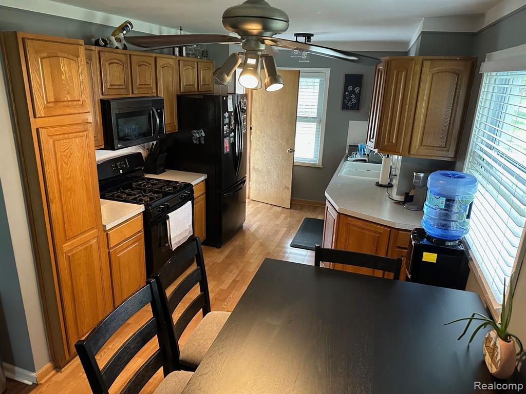 property viewer photo 9
