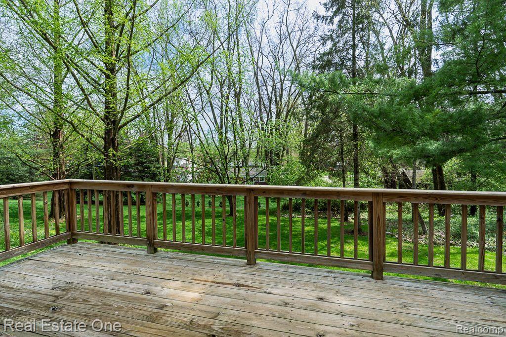 property viewer photo 27