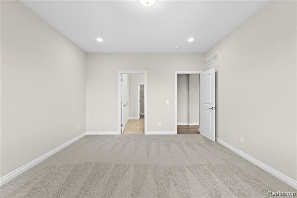 property viewer photo 17