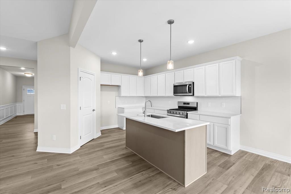 property viewer photo 2