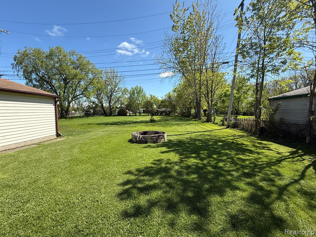 property viewer photo 17