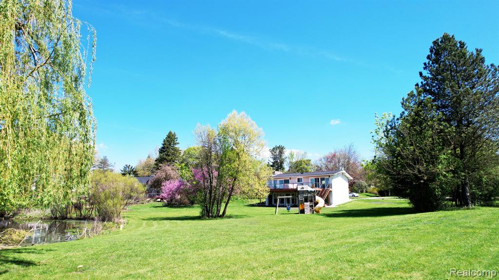 main property photo 7