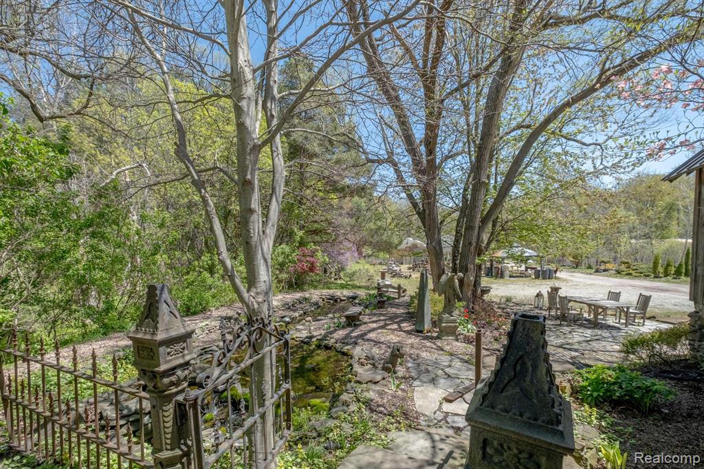 main property photo 47