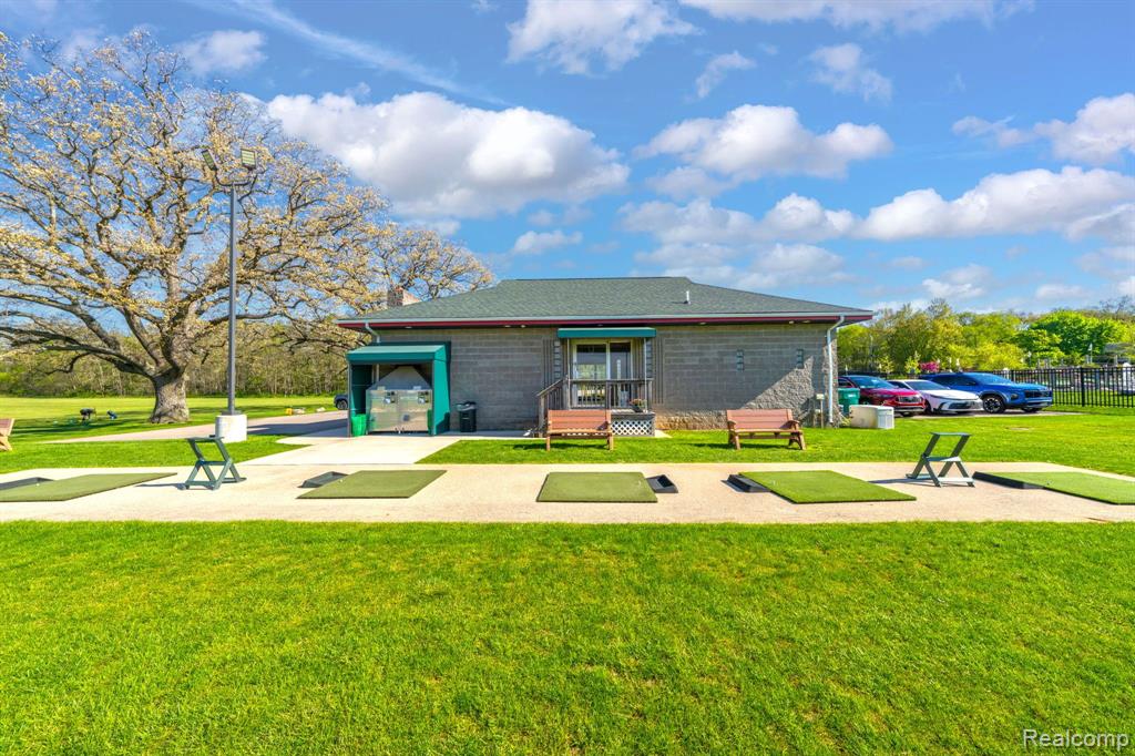 main property photo 38