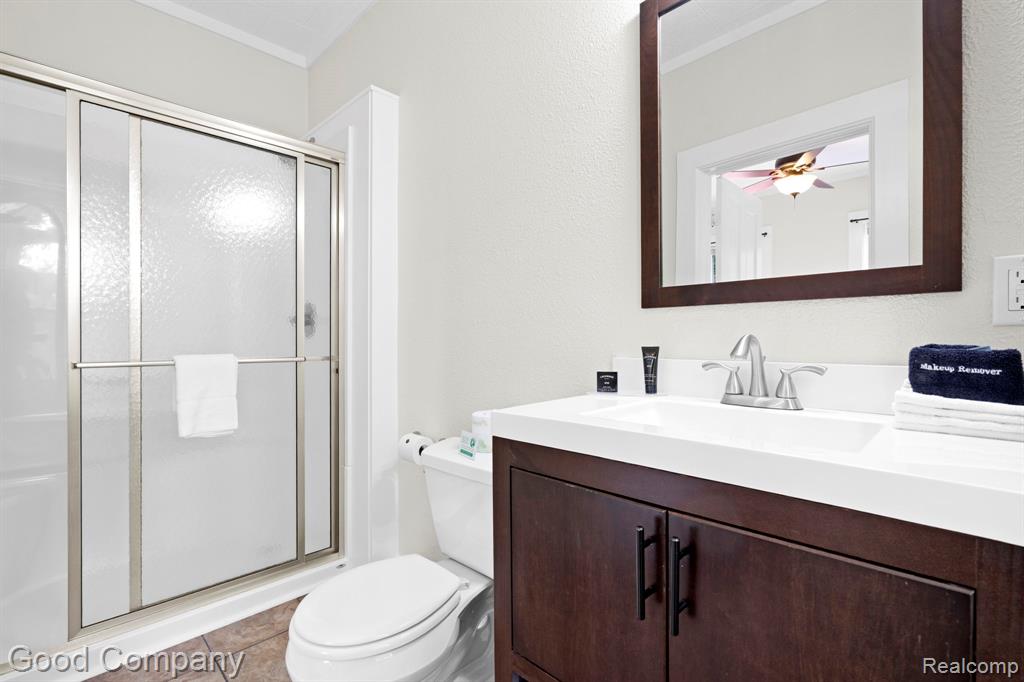 main property photo 88