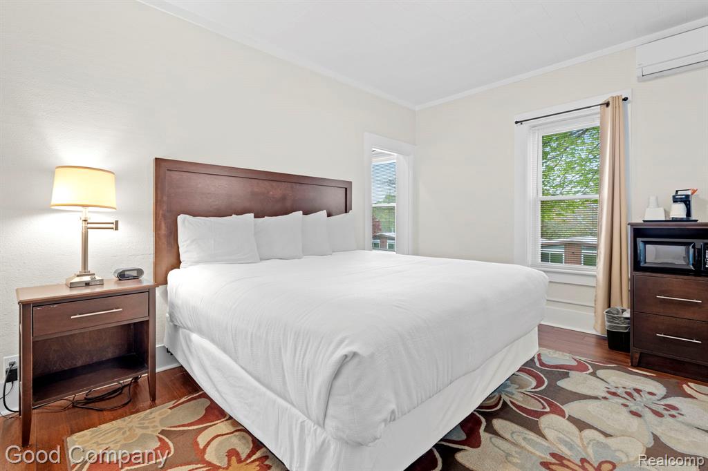 main property photo 95