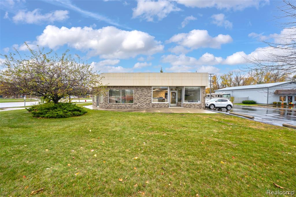 main property photo 7