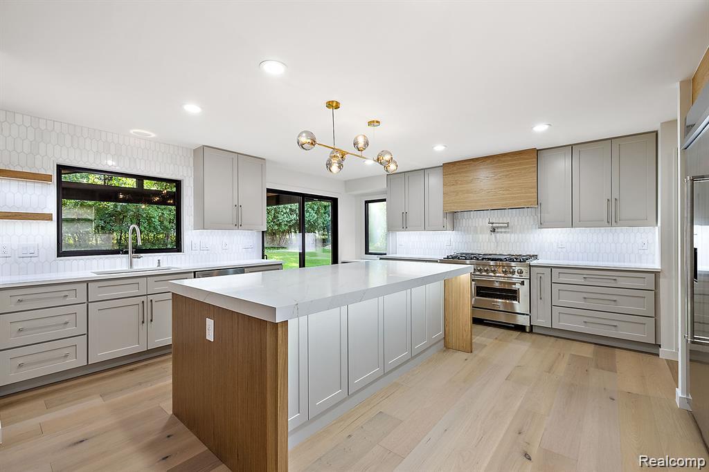 property viewer photo 15