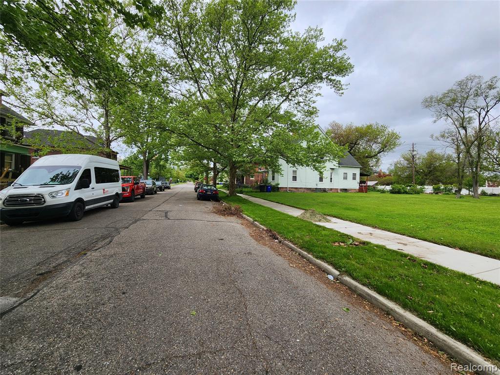 main property photo 4