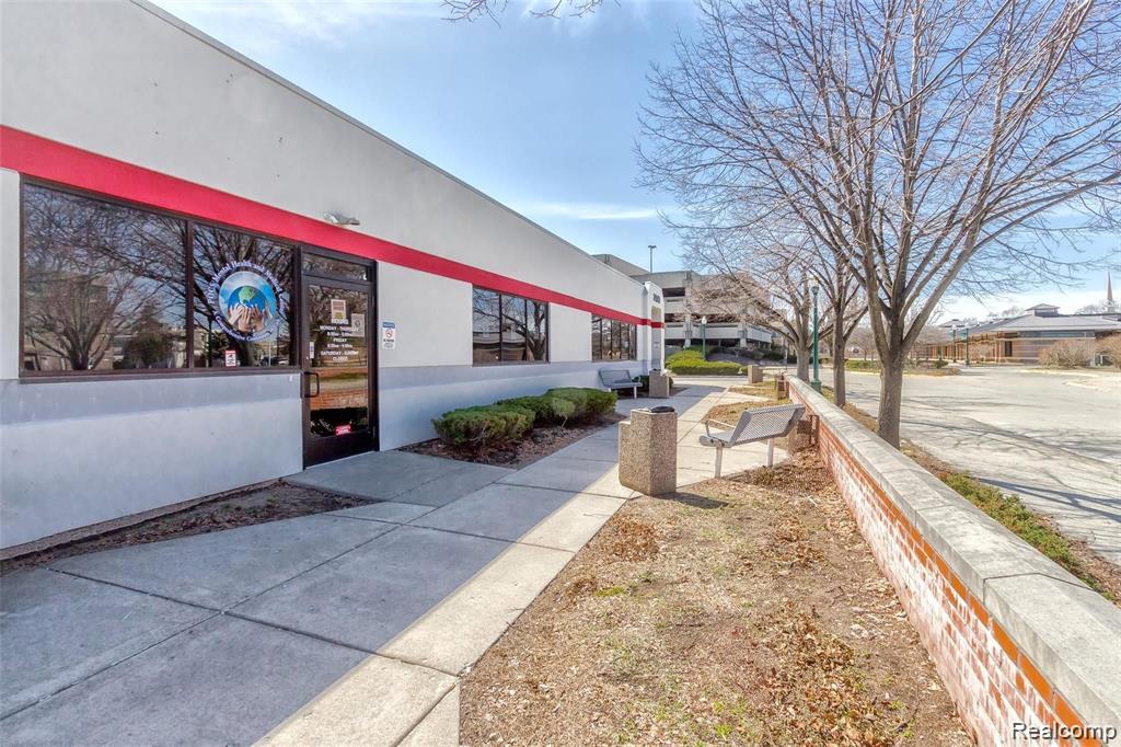 main property photo 26