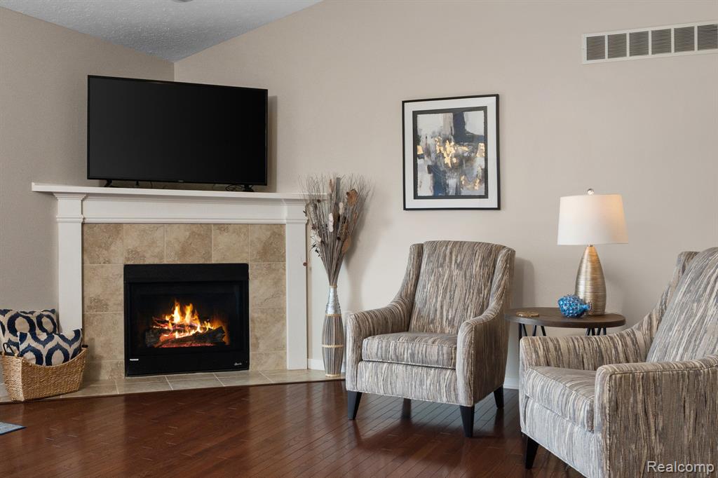 property viewer photo 17