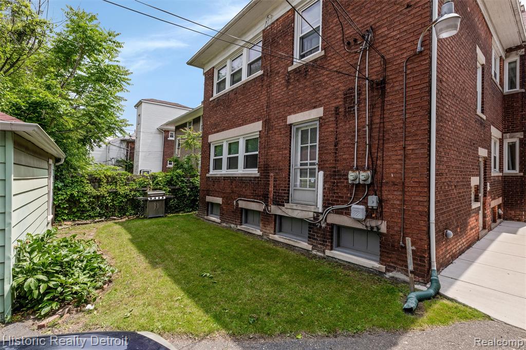 property viewer photo 17
