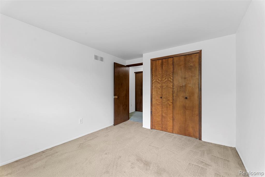 property viewer photo 14