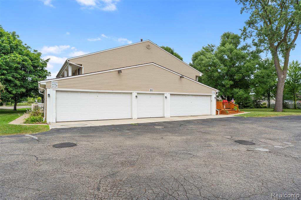 property viewer photo 4