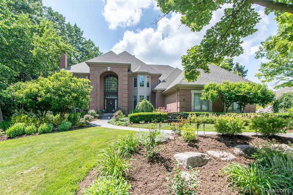 main property photo 0
