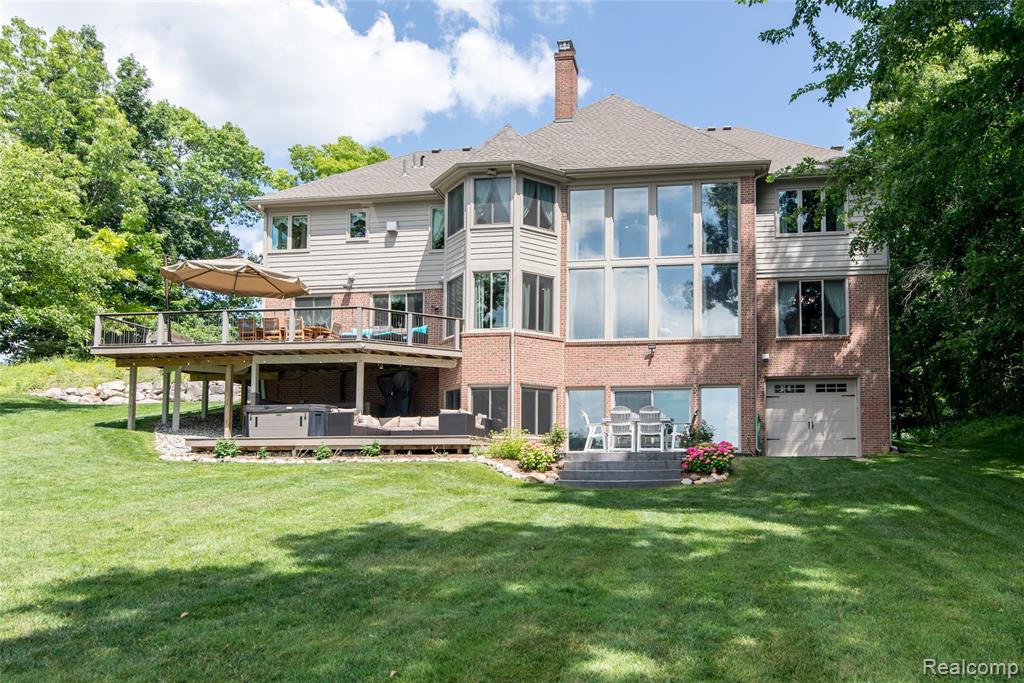 main property photo 20
