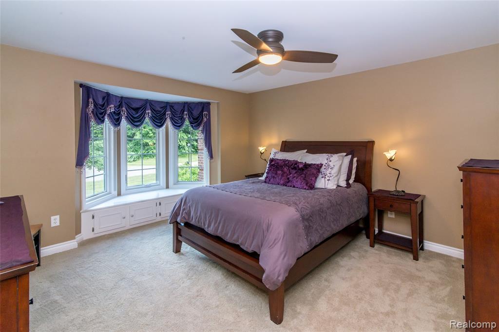 main property photo 65