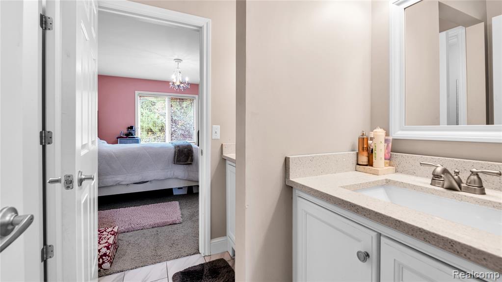 property viewer photo 39
