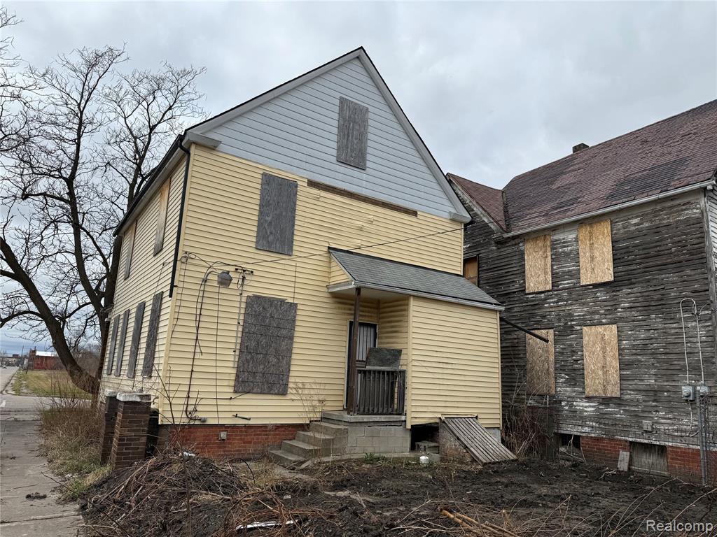 main property photo 3